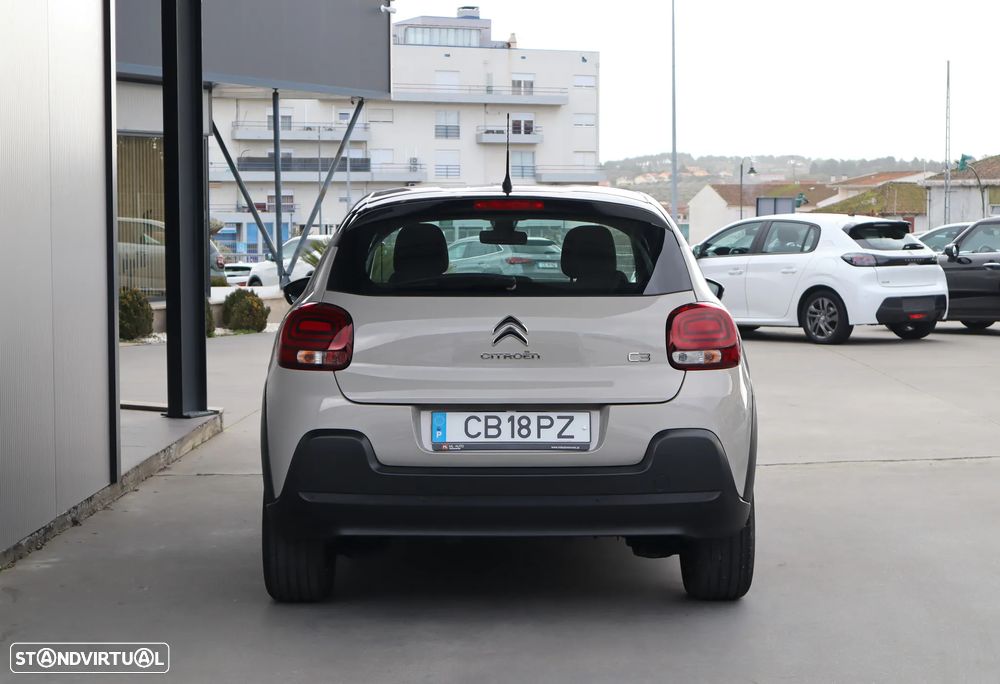 Citroën C3 1.2 PureTech Shine EAT6 - 3