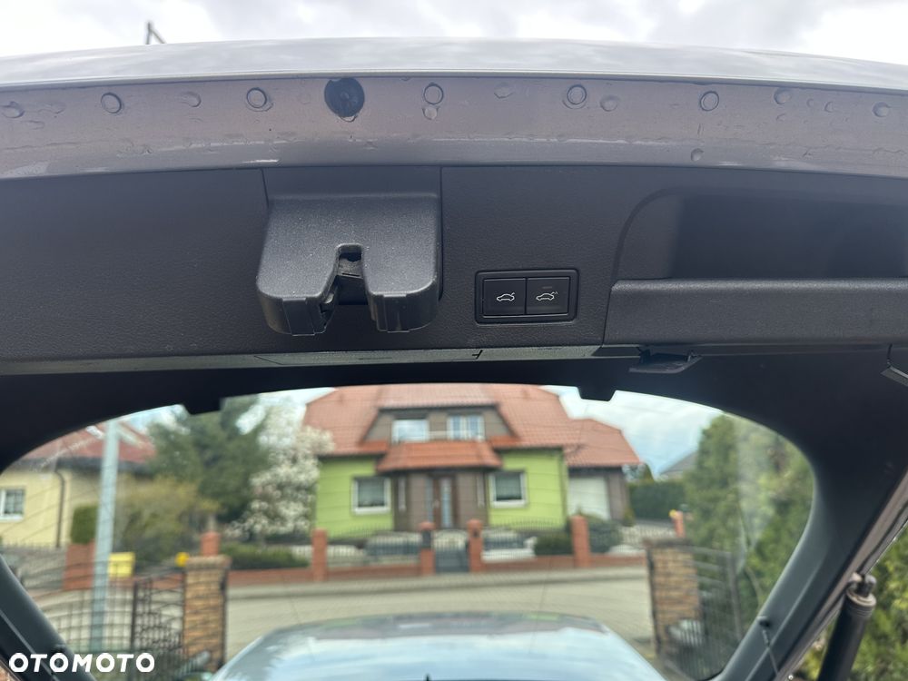 Volkswagen Arteon 2.0 TDI SCR 4Motion DSG R-Line - 19