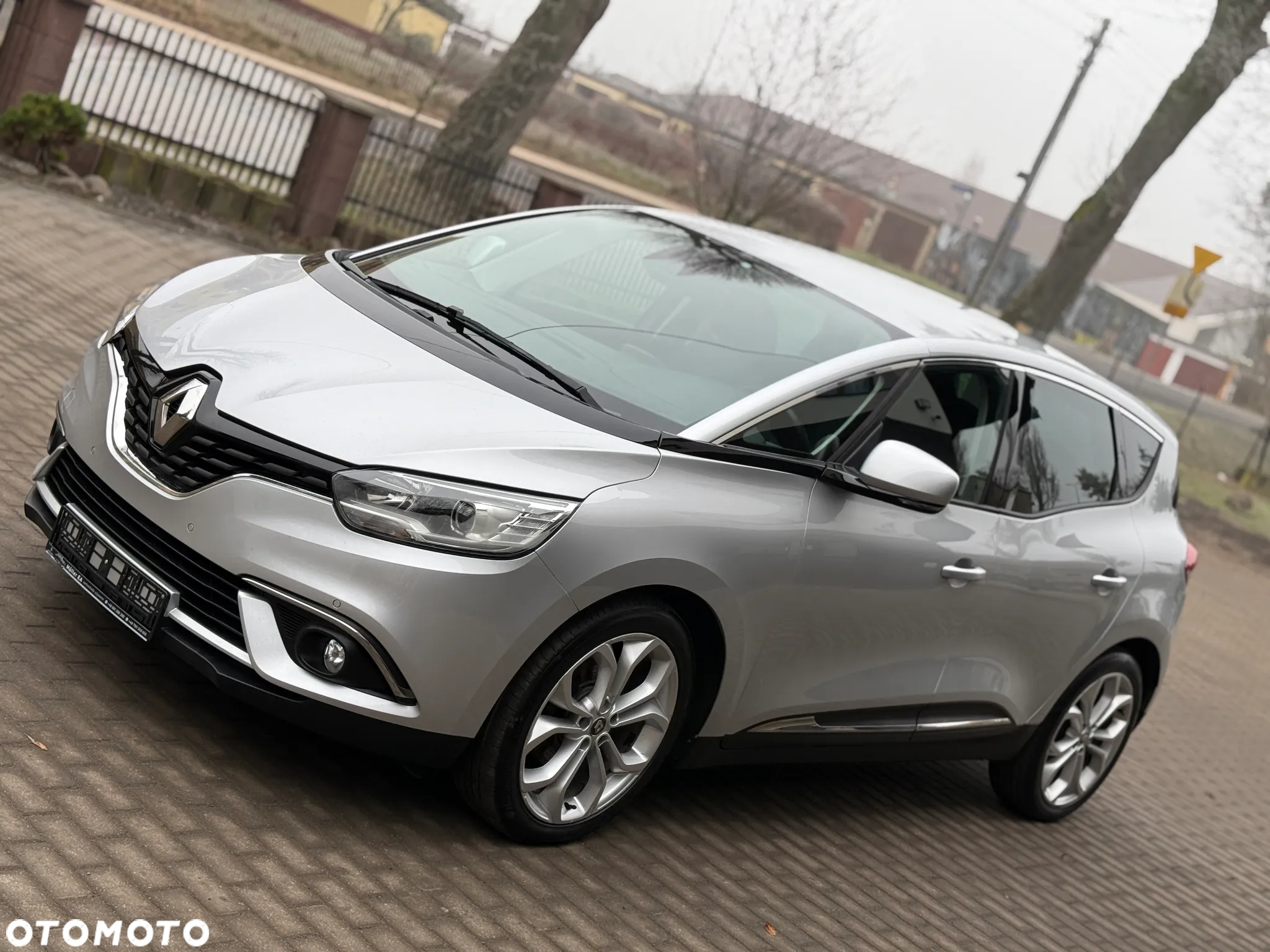 Renault Scenic 1.7 Blue dCi Zen - 2
