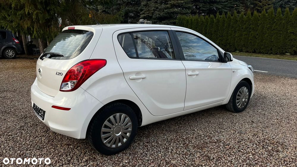 Hyundai i20 - 8