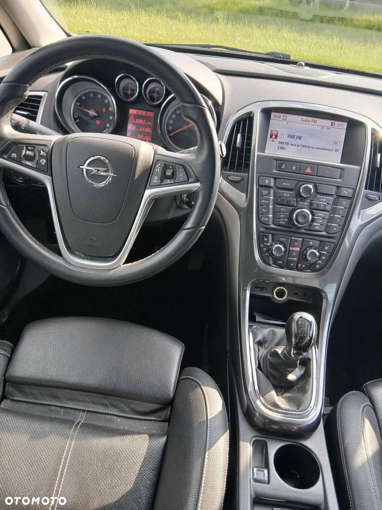 Opel Astra - 26