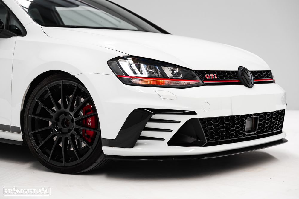 VW Golf GTI Clubsport DSG - 2
