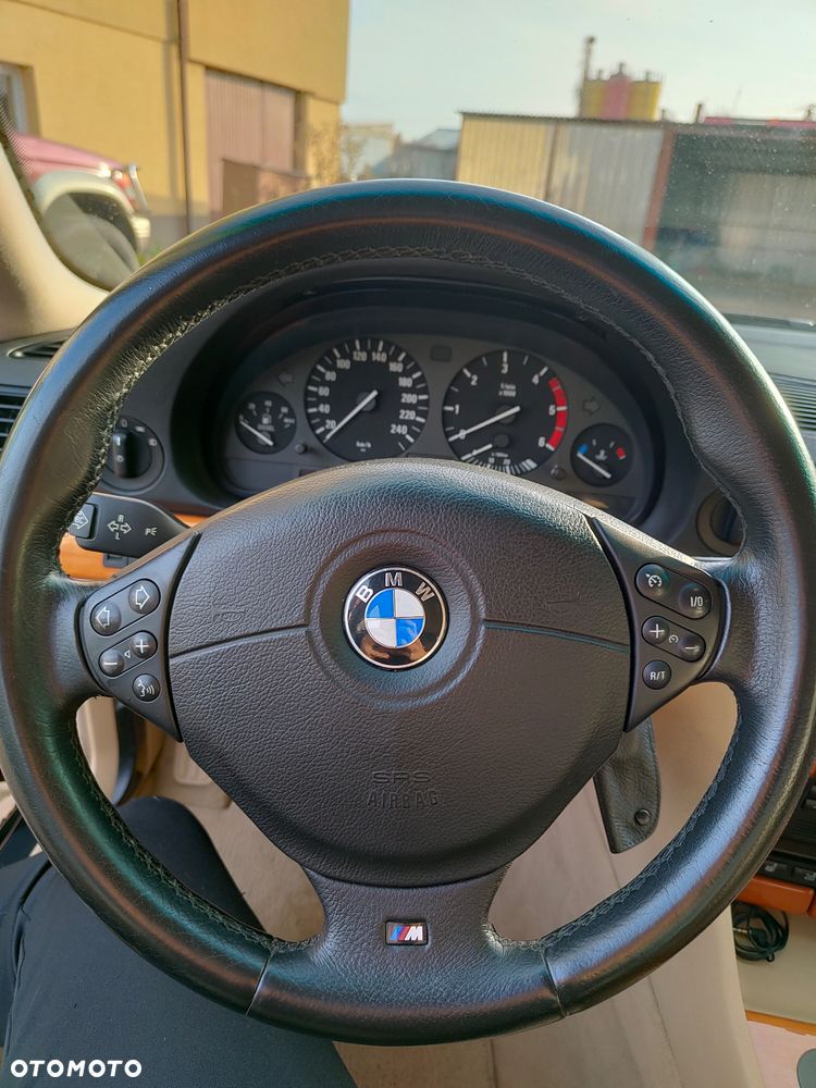 BMW Seria 7 740d - 25