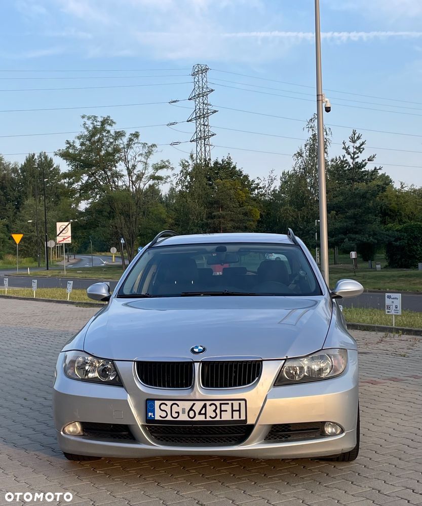 BMW Seria 3 320d - 4