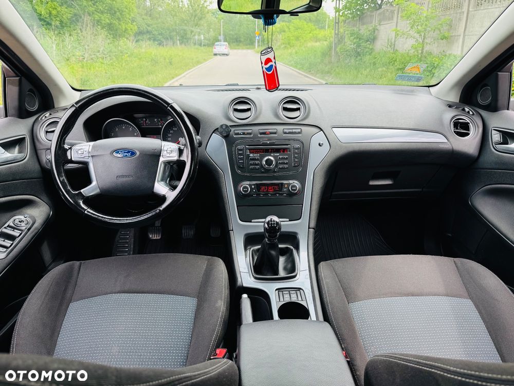 Ford Mondeo 1.6 Gold X - 15