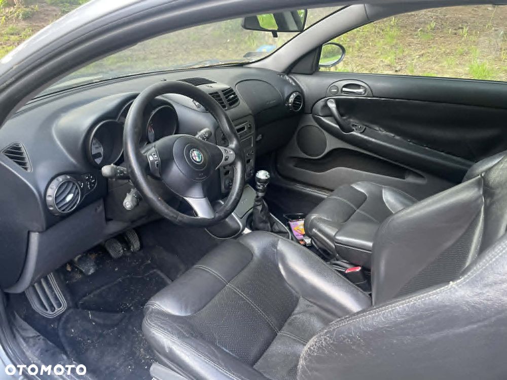 Alfa Romeo GT 1.9JTD 16V Progression - 5