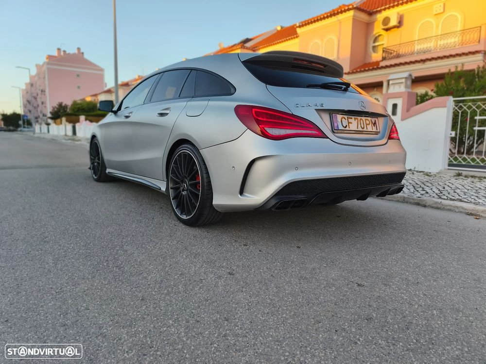 Mercedes-Benz CLA 45 AMG 4Matic 7G-DCT - 16