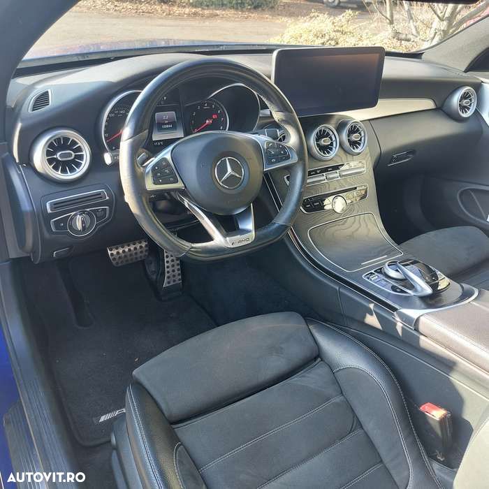 Mercedes-Benz C 200 Coupe 4Matic 9G-TRONIC AMG Line - 10