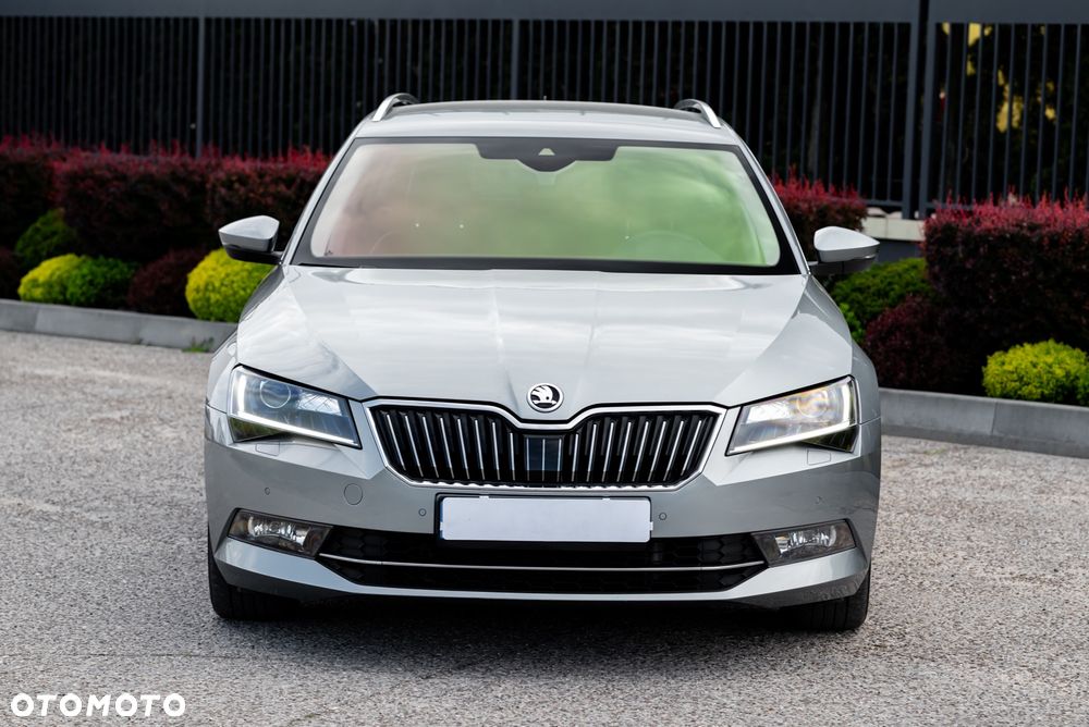 Skoda Superb 2.0 TDI 4x4 L&K DSG - 7