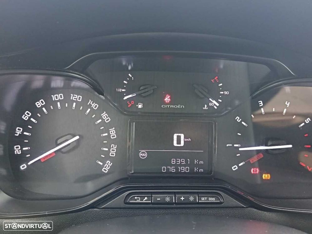 Citroën C3 1.2 PureTech Shine - 18