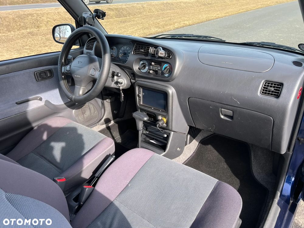 Daihatsu Cuore - 12