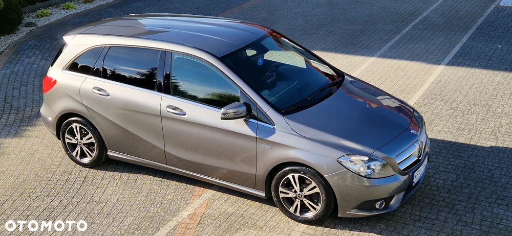 Mercedes-Benz Klasa B 180 7G-DCT Edition - 9