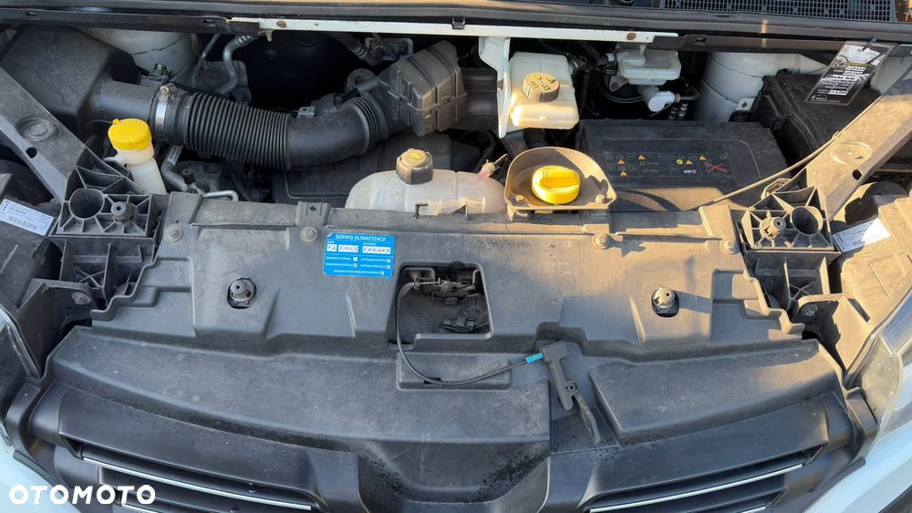 Renault TRAFIC - 39