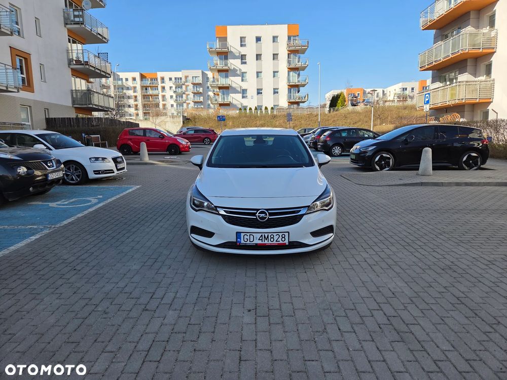 Opel Astra 1.6 CDTI Essentia S&S - 2