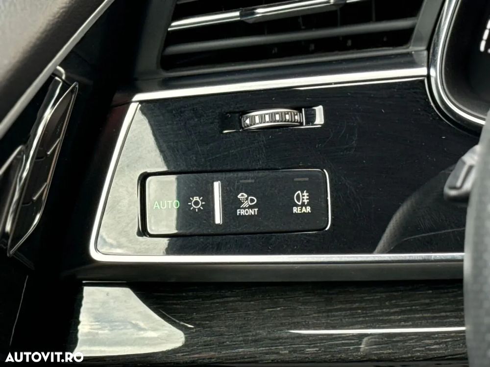 Audi Q8 3.0 50 TDI quattro Tiptronic MHEV - 30