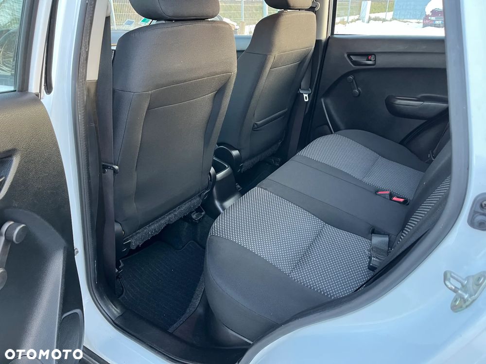 Suzuki Vitara 1.6 Comfort 2WD - 11