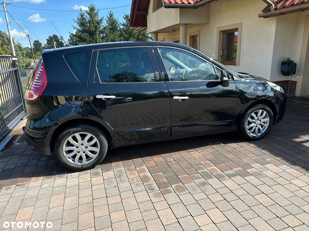 Renault Scenic 1.6 16V 110 Dynamique - 37
