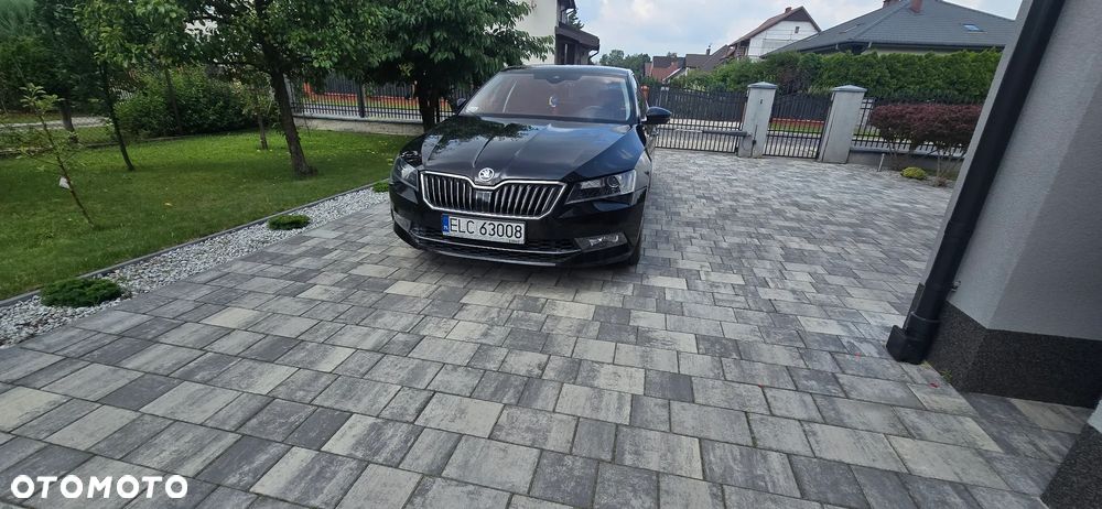 Skoda Superb 2.0 TSI 4x4 L&K DSG - 3