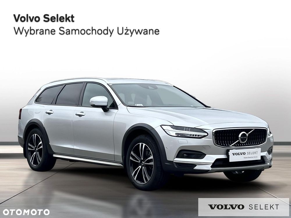 Volvo V90 Cross Country - 8
