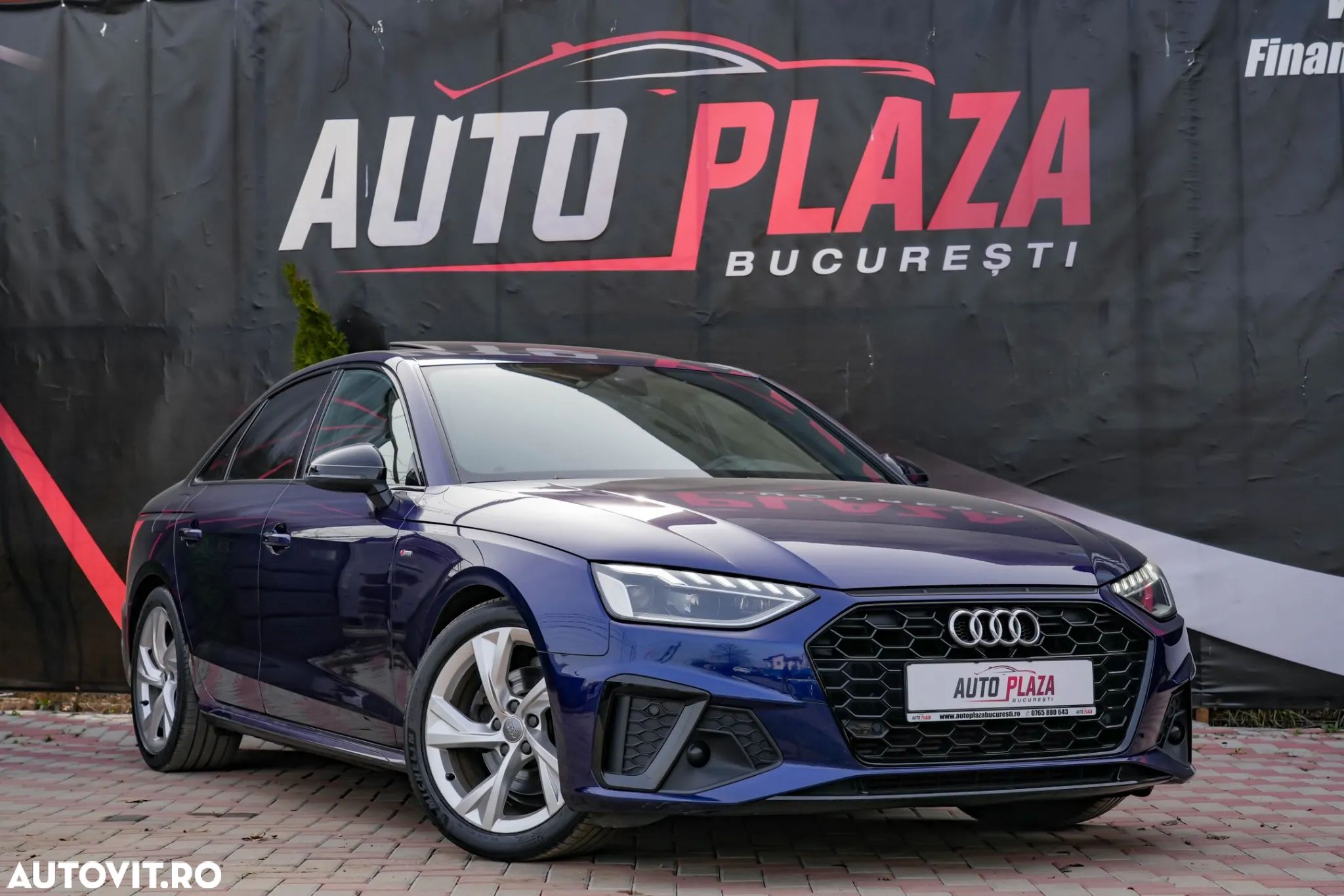 Audi A4 - 1