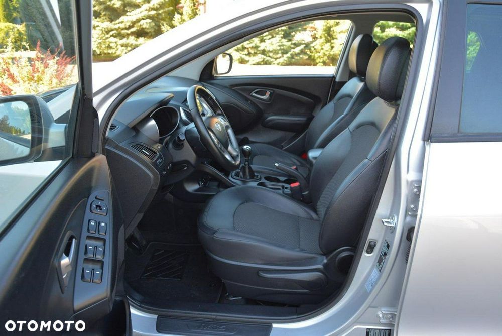 Hyundai ix35 2.0 CRDi Premium 2WD - 19