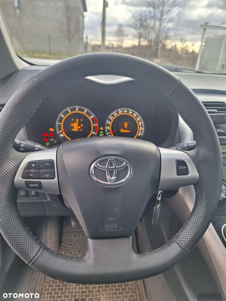 Toyota Auris 1.33 VVT-i - 12