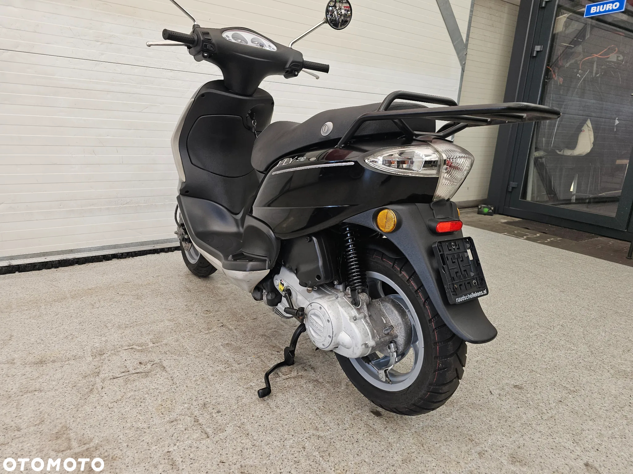 Piaggio FLY - 20