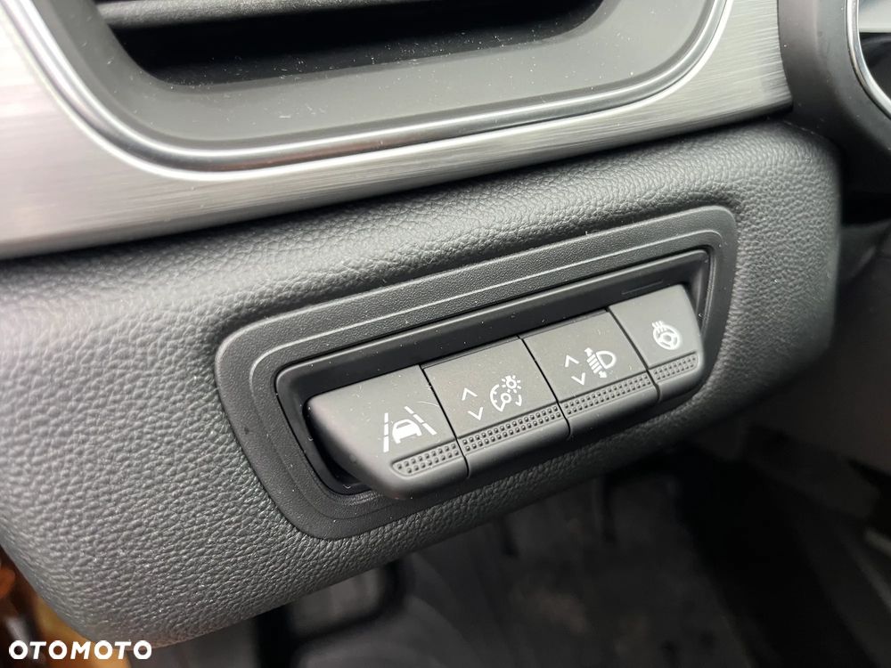 Renault Captur 1.3 TCe Intens EDC - 10