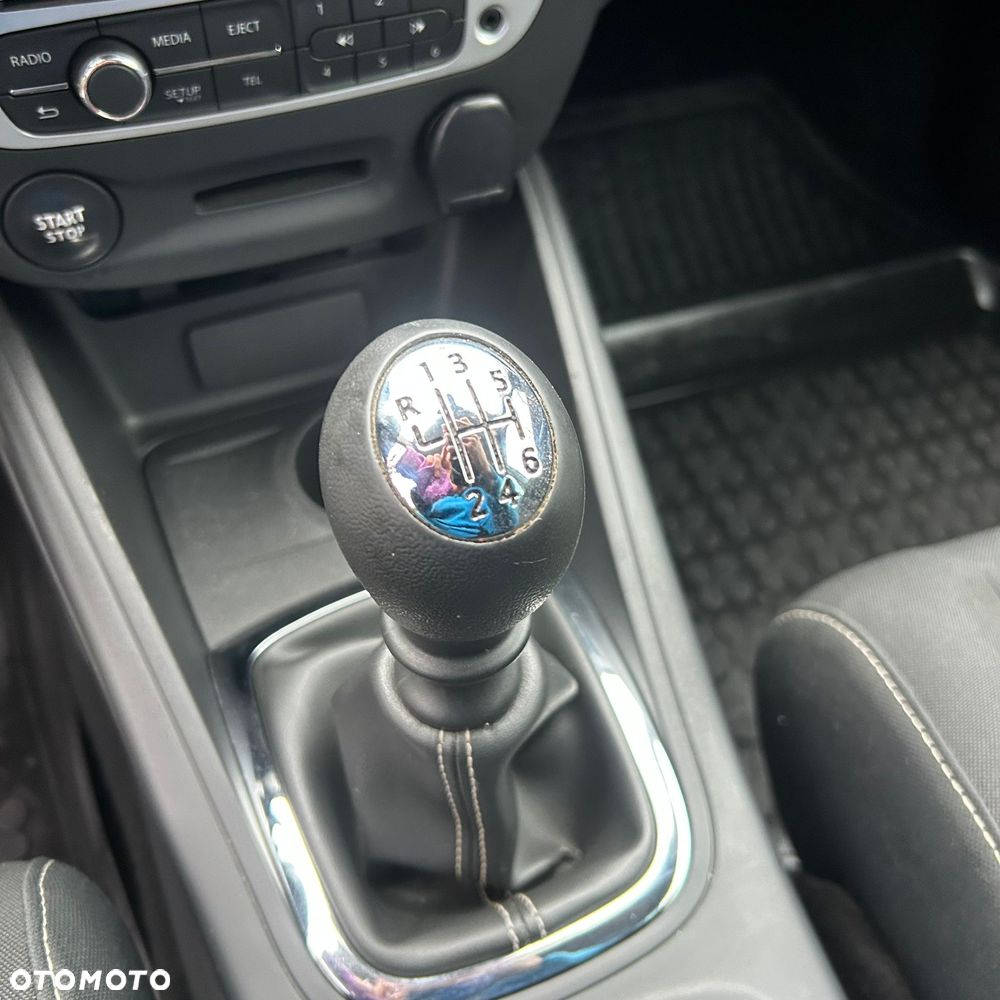 Renault Megane 1.6 16V Limited - 10