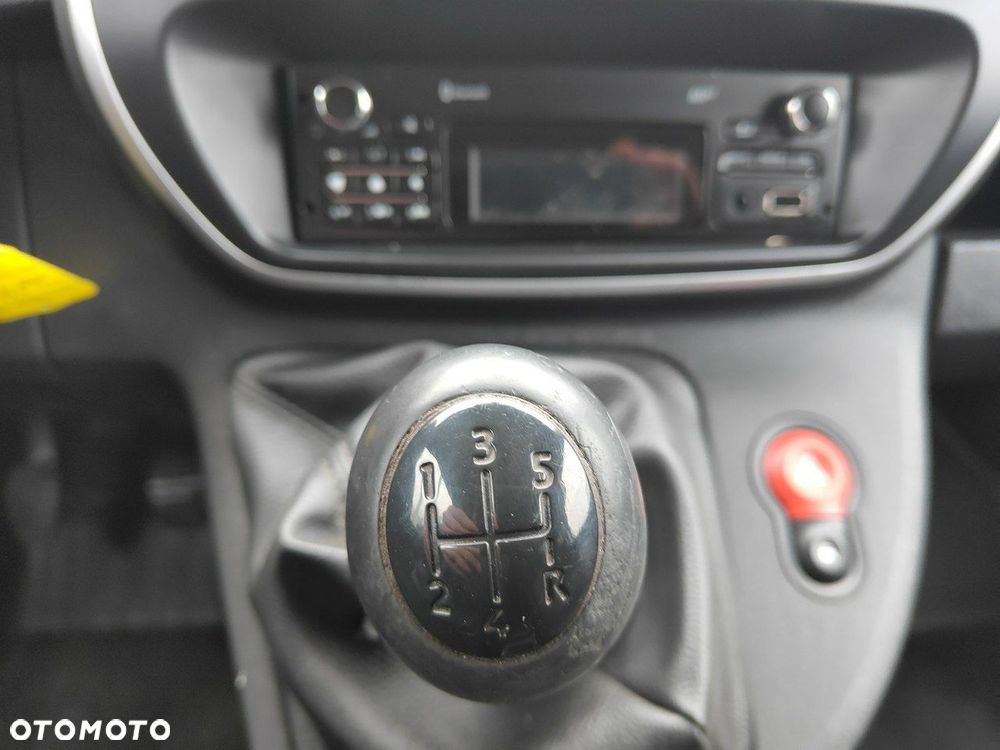 Renault Kangoo 1.5 dCi Zen - 15