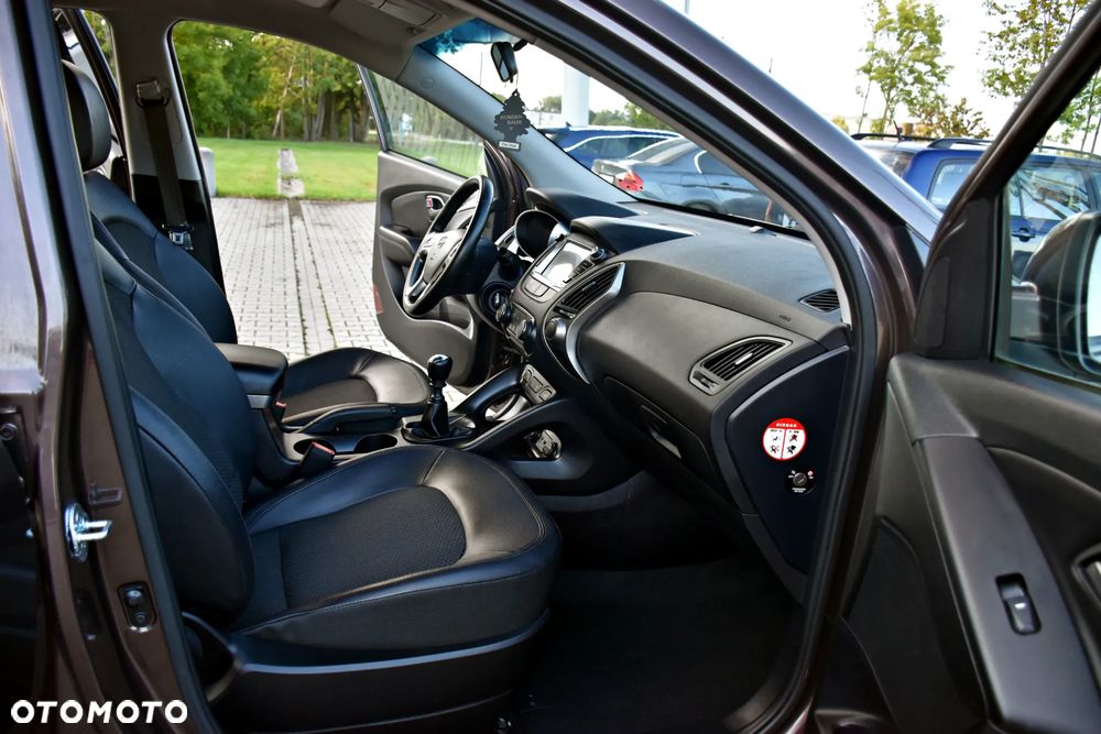 Hyundai ix35 1.6 2WD blue Trend - 29