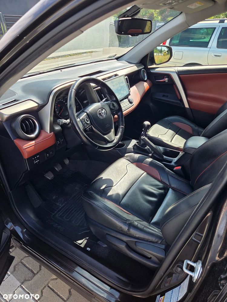 Toyota RAV4 2.0 D-4D Premium - 18