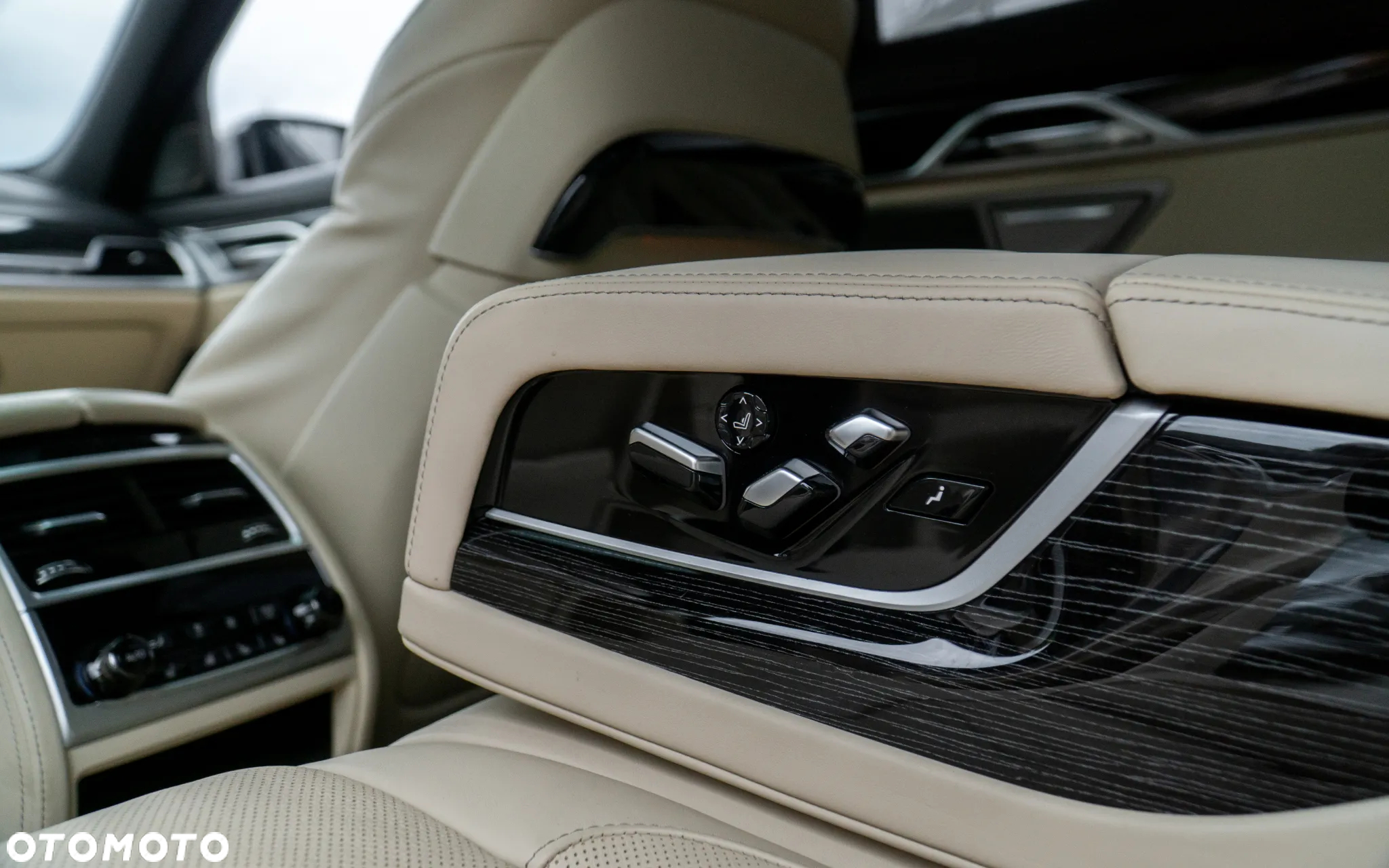 BMW Seria 7 730d xDrive - 10