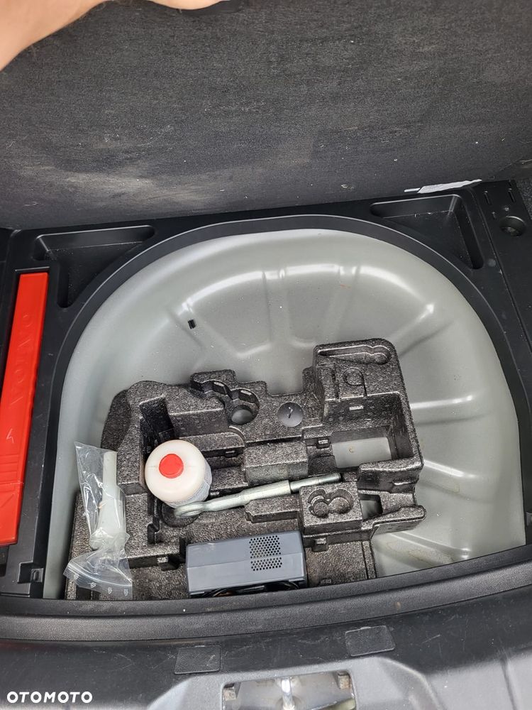 Volvo V40 D4 Drive-E Summum - 15