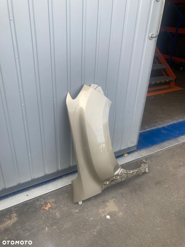 DACIA DUSTER 2 II BŁOTNIK PRZEDNI PRAWY przód prawy  Wwa - 2