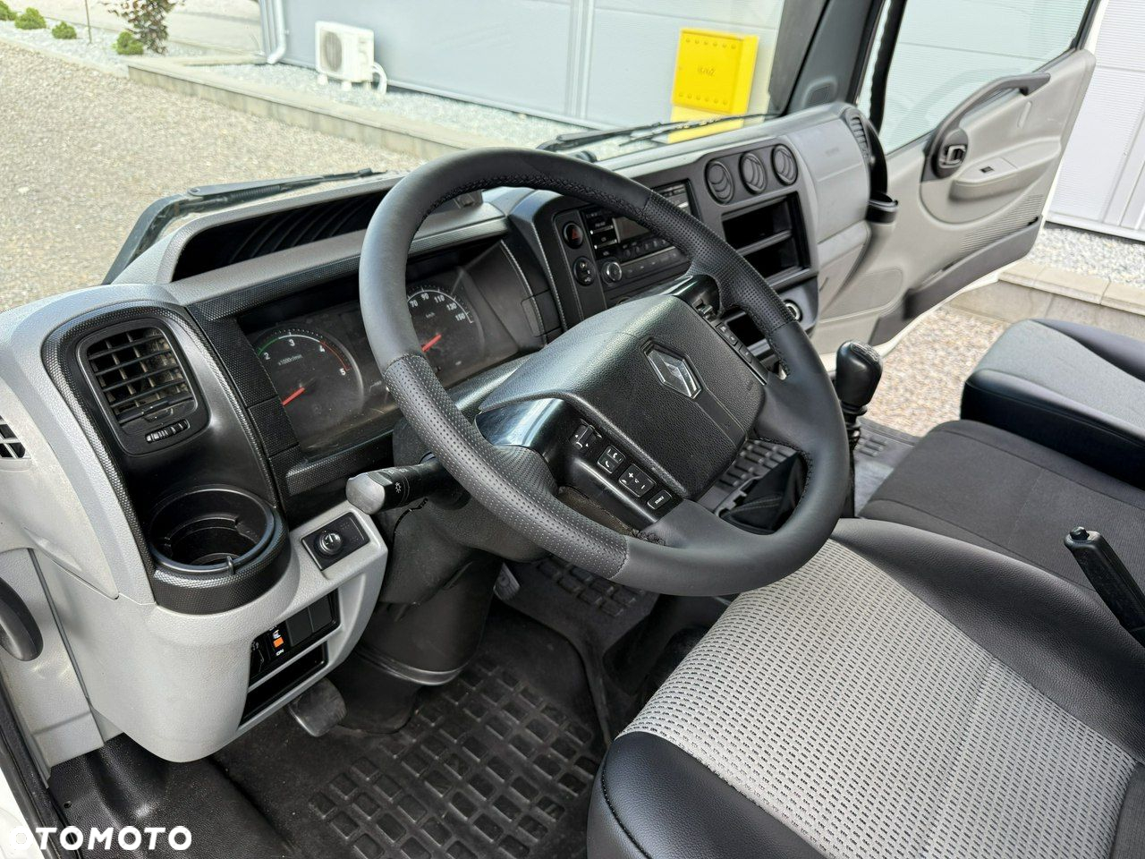 Renault Mascott - 9