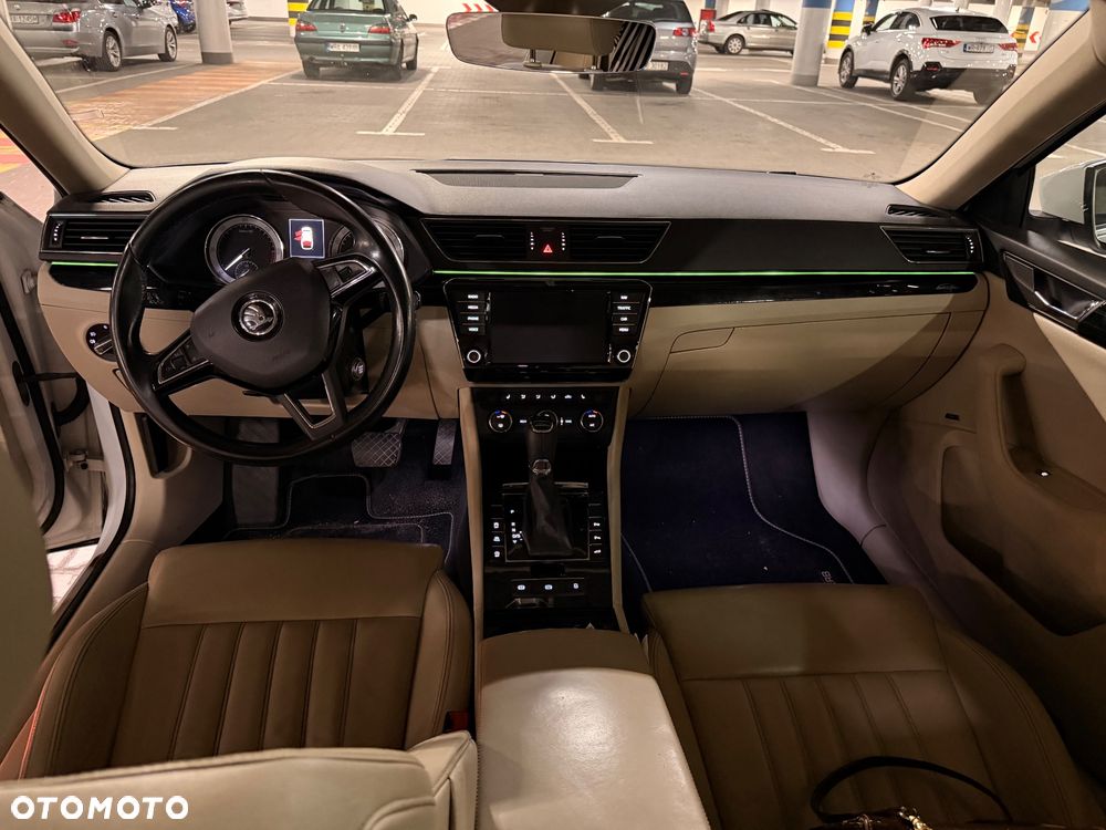 Skoda Superb 2.0 TDI 4x4 L&K DSG - 30