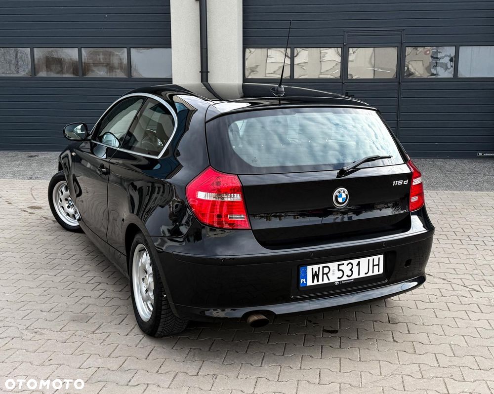 BMW Seria 1 118d - 4