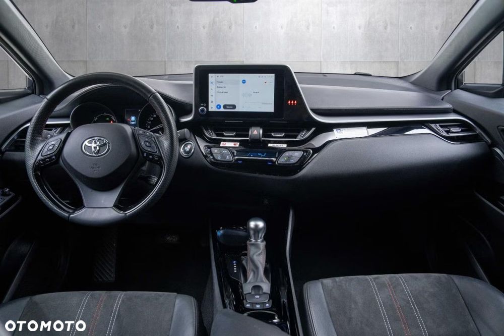 Toyota C-HR Lounge - 12
