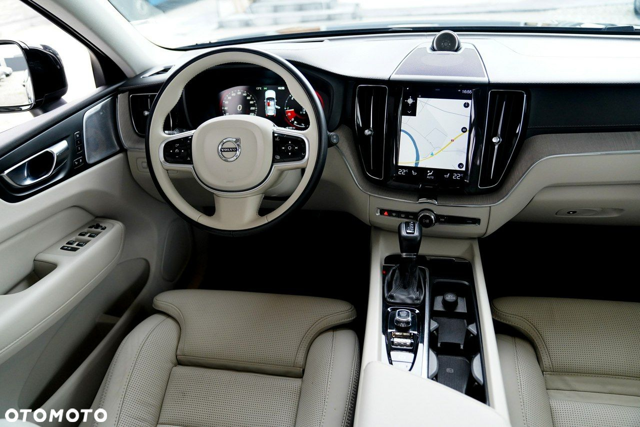 Volvo XC 60 - 28