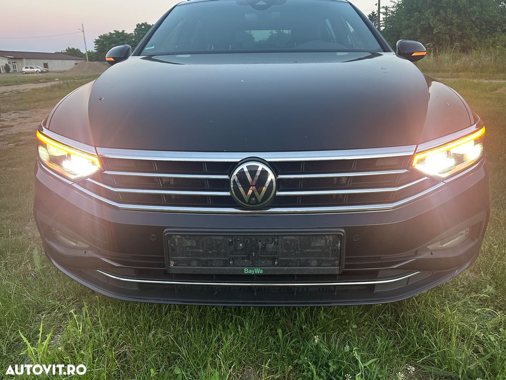 Volkswagen Passat 2.0 TDI SCR DSG Business - 9