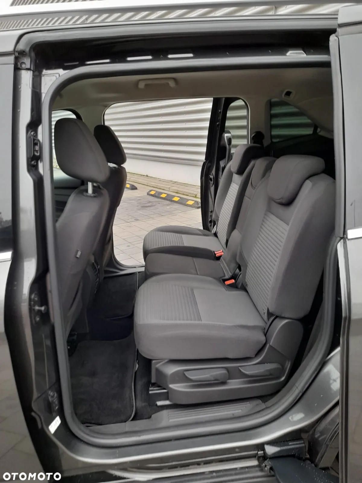 Ford Grand C-MAX Gr 1.5 TDCi Titanium - 6