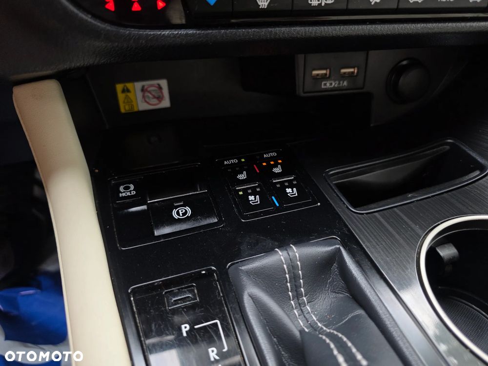 Lexus RX 450h Prestige - 21