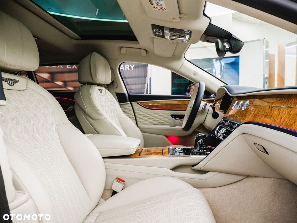 Bentley Flying Spur - 22
