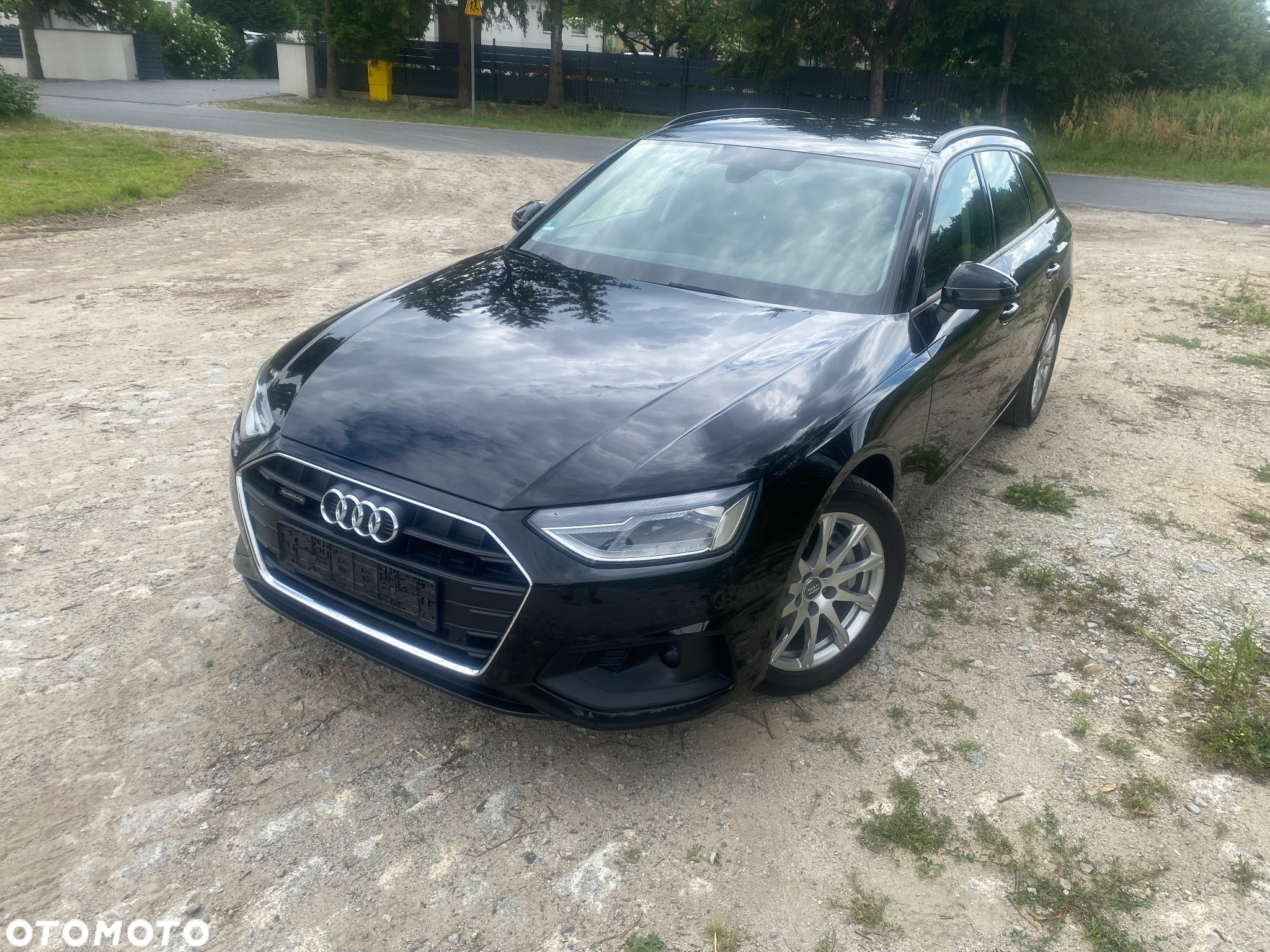 Audi A4 Avant 2.0 TDI S tronic quattro design - 2