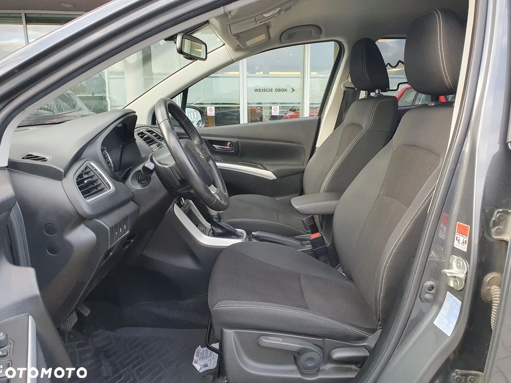 Suzuki SX4 S-Cross 1.4 T Premium 4WD - 23