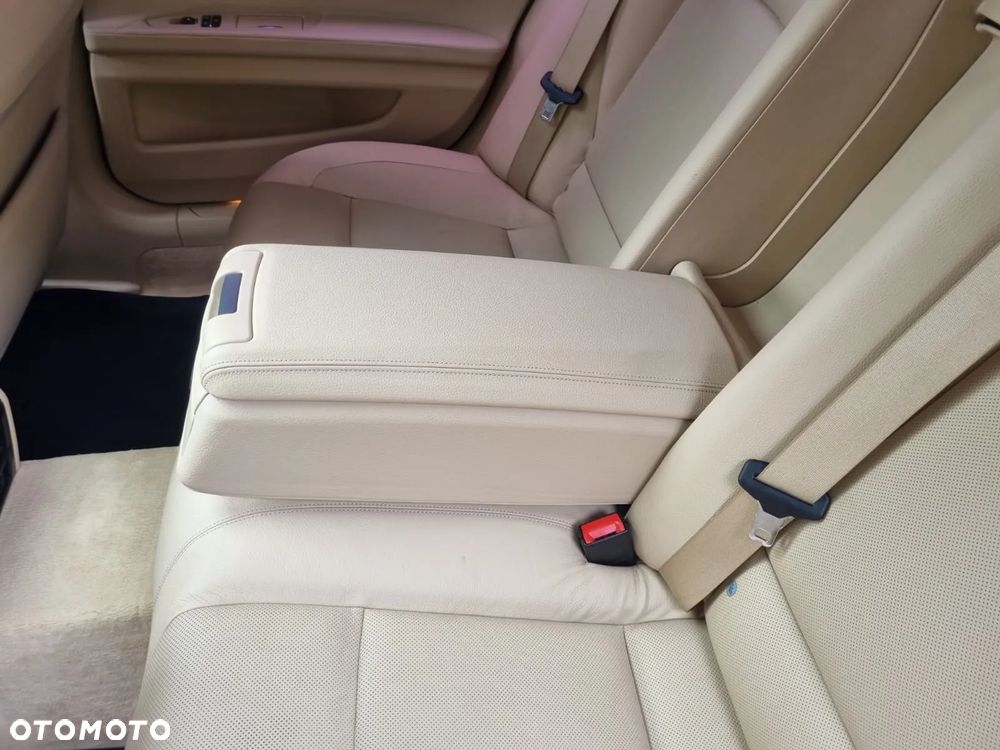 BMW Seria 7 - 17