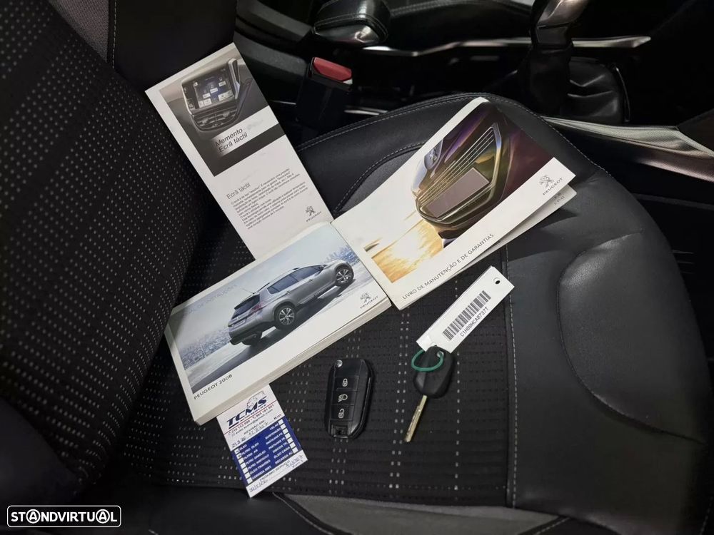 Peugeot 2008 1.6 e-HDi Allure - 59