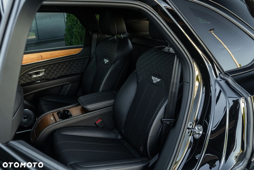 Bentley Bentayga - 27