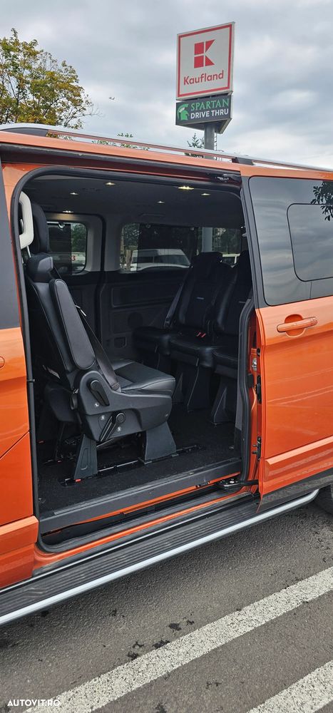 Ford Tourneo Custom Bus 320 2.0 EcoBlue 170 CP L2H1 Active Aut. - 6